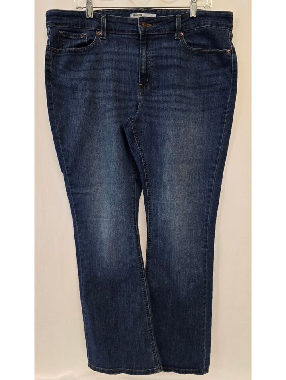 Signature by Levi Strauss Gold Label True Boot Jeans Women's 22W Stretch Bootcut